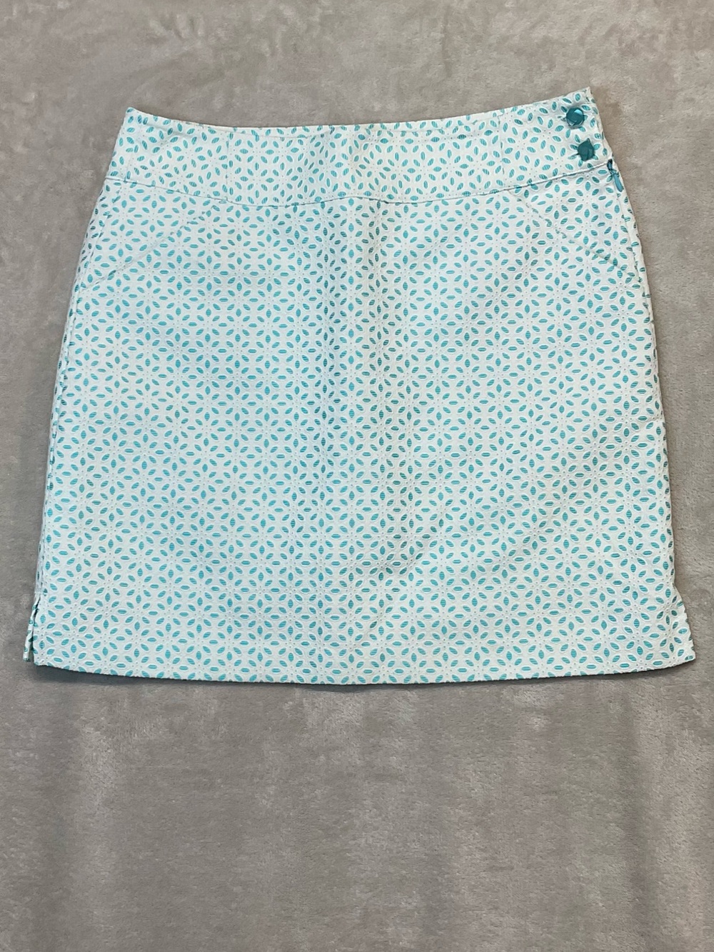 EP Pro White and Turquoise Eyelet Golf Skort Womens Sz 8